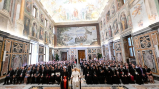 Le Pape Léon XIV reçoit les participants au symposium « Nicée et l’Église du Troisième millénaire » Le Pape Léon XIV reçoit les participants au symposium « Nicée et l’Église du Troisième millénaire »